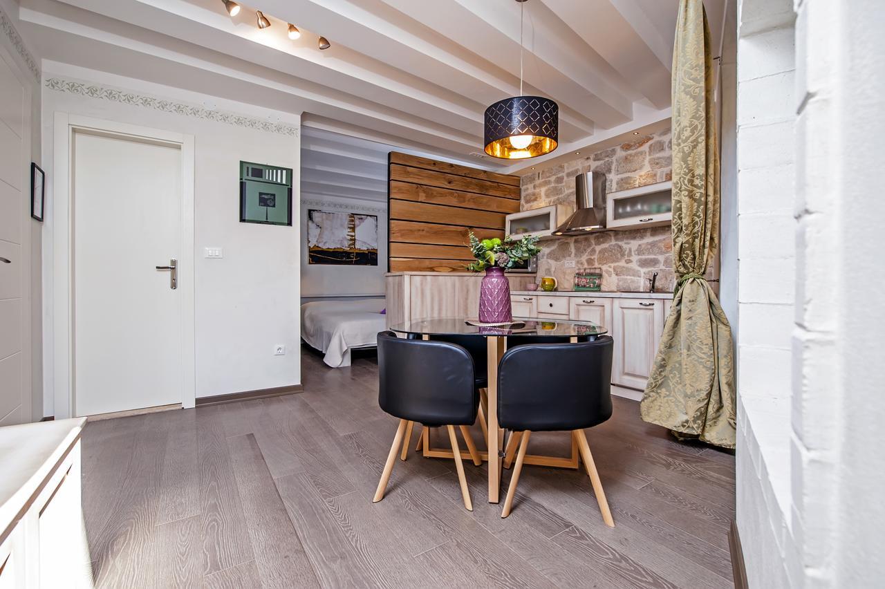 Ferienwohnung Studio Mc Rovinj Exterior foto
