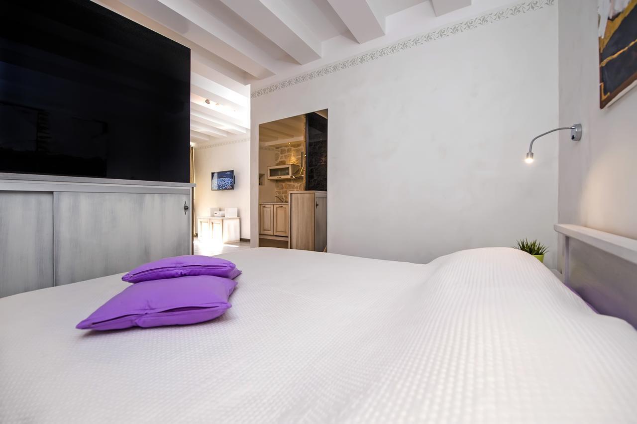 Ferienwohnung Studio Mc Rovinj Exterior foto