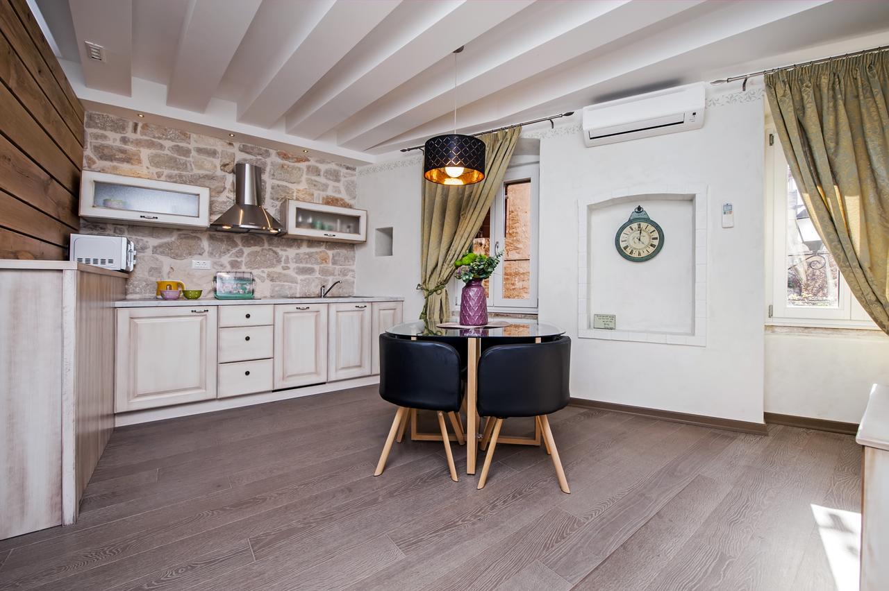 Ferienwohnung Studio Mc Rovinj Exterior foto