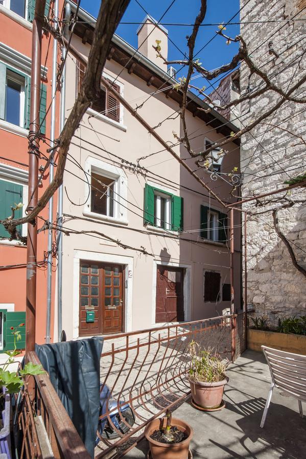 Ferienwohnung Studio Mc Rovinj Exterior foto